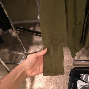 Olive drapey sweater by Kensi